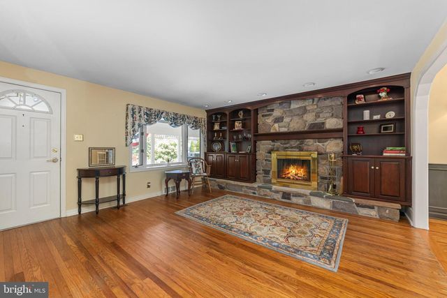 705 PHILLIPS RD, Warminster, PA 18974
