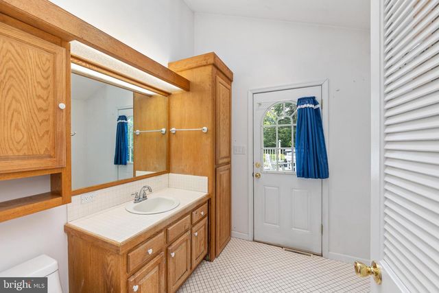 705 PHILLIPS RD, Warminster, PA 18974