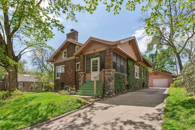 1818 23rd Street, Rock Island, IL 61201