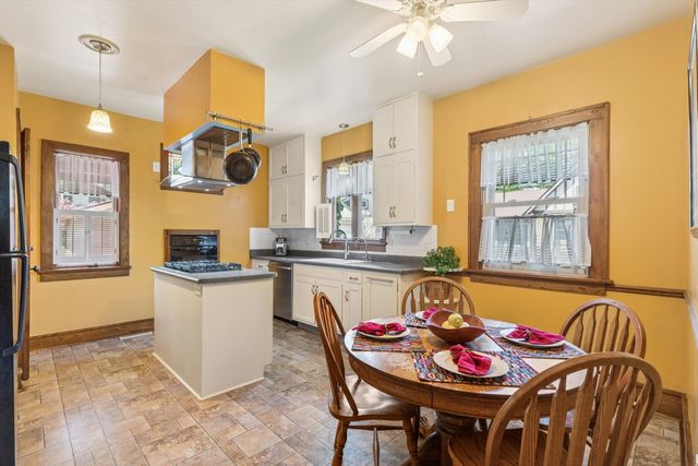 1818 23rd Street, Rock Island, IL 61201