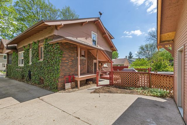 1818 23rd Street, Rock Island, IL 61201