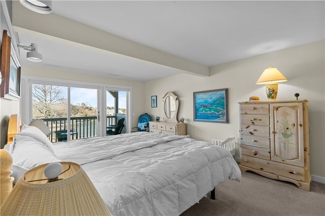 157 Harrison Avenue 15, Newport, RI 02840