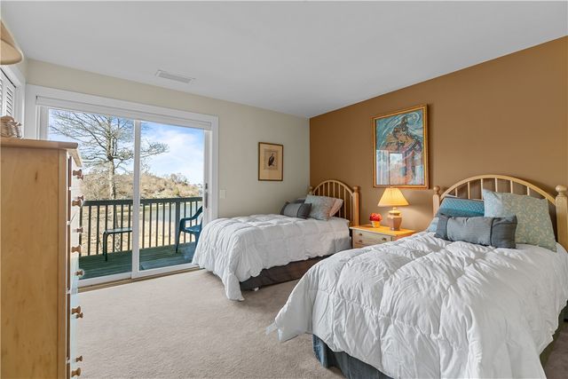 157 Harrison Avenue 15, Newport, RI 02840