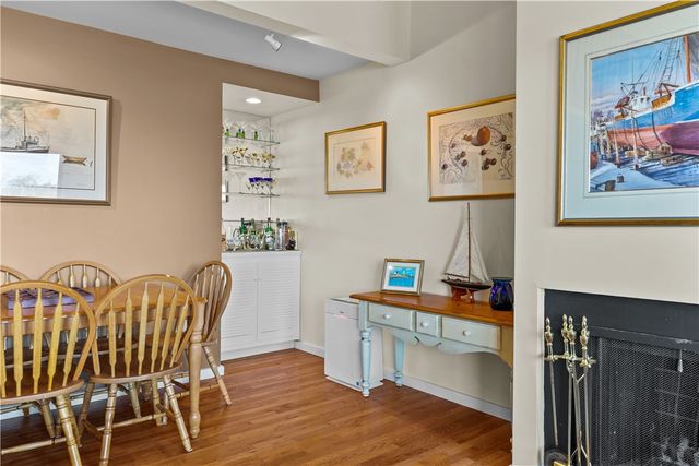 157 Harrison Avenue 15, Newport, RI 02840