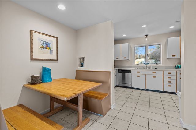 157 Harrison Avenue 15, Newport, RI 02840