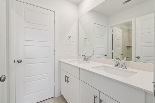 17780 Mill Manor Drive, Montgomery, TX 77316