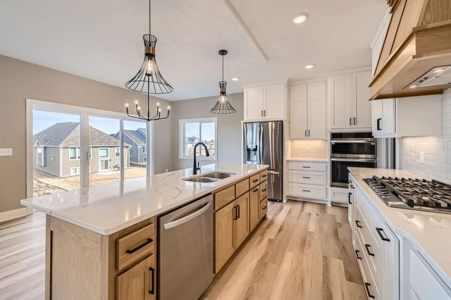 15440 110th Avenue N, Dayton, MN 55369