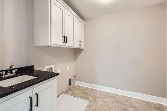 15440 110th Avenue N, Dayton, MN 55369
