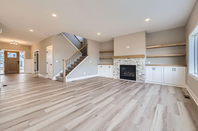 15440 110th Avenue N, Dayton, MN 55369