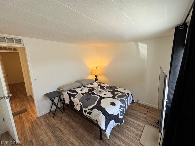 221 West Comstock Boulevard, Pahrump, NV 89048