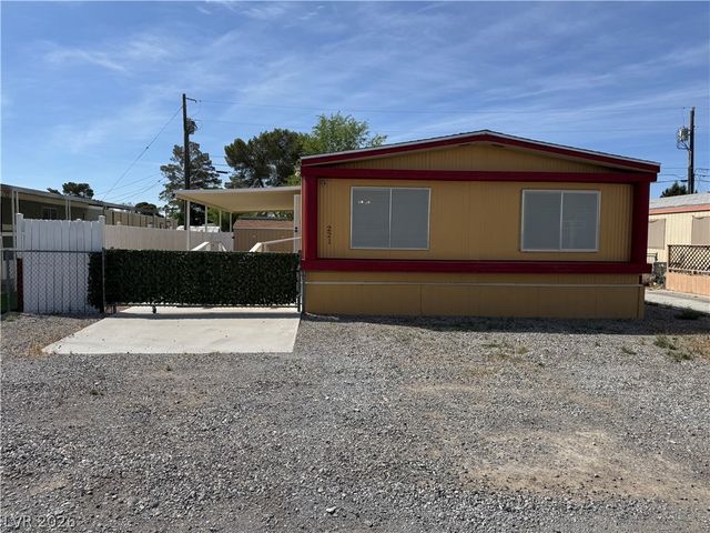 221 West Comstock Boulevard, Pahrump, NV 89048