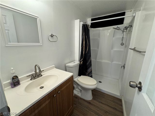 221 West Comstock Boulevard, Pahrump, NV 89048