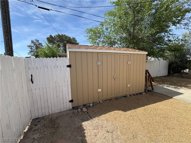 221 West Comstock Boulevard, Pahrump, NV 89048