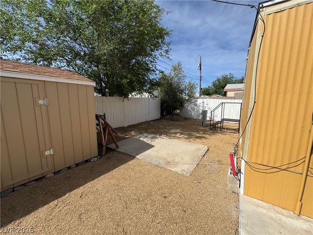 221 West Comstock Boulevard, Pahrump, NV 89048