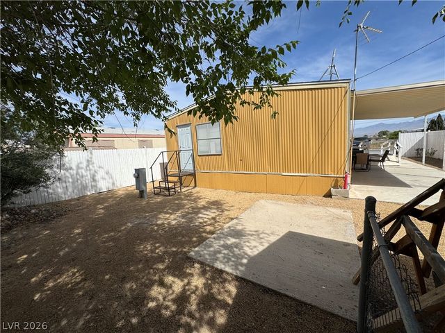 221 West Comstock Boulevard, Pahrump, NV 89048