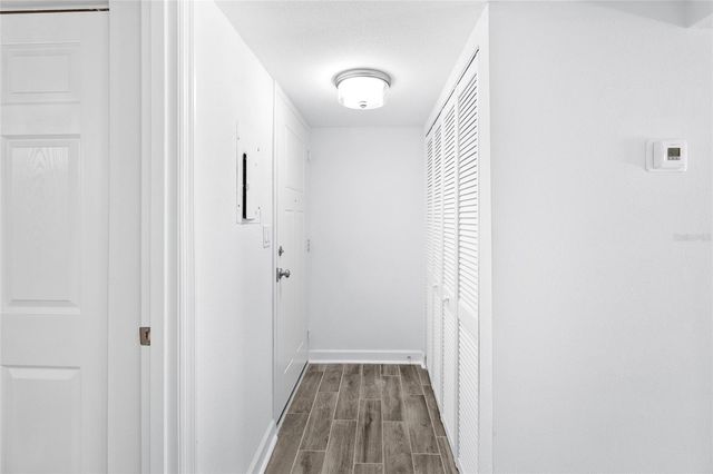 505 PLAZA SEVILLE COURT 9, Treasure Island, FL 33706