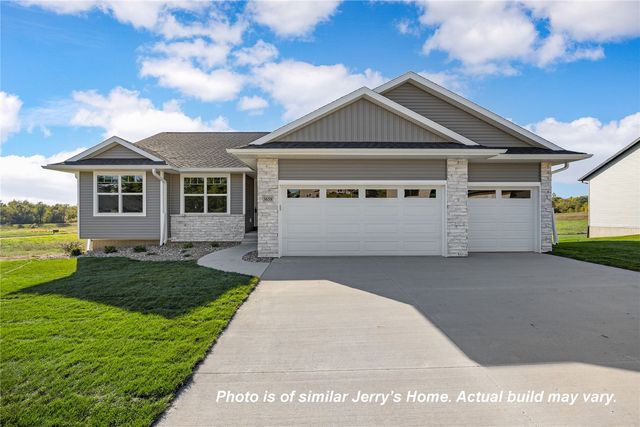 6315 Prairie Rose Circle SW, Cedar Rapids, IA 52404