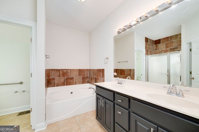 949 Amelia Road, Locust Grove, GA 30248