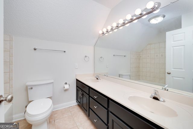 949 Amelia Road, Locust Grove, GA 30248