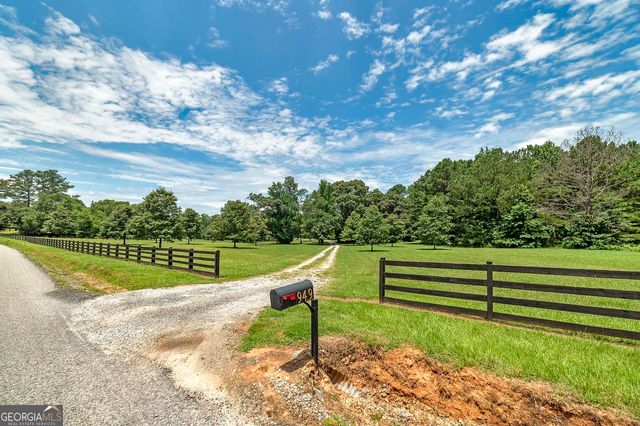 949 Amelia Road, Locust Grove, GA 30248
