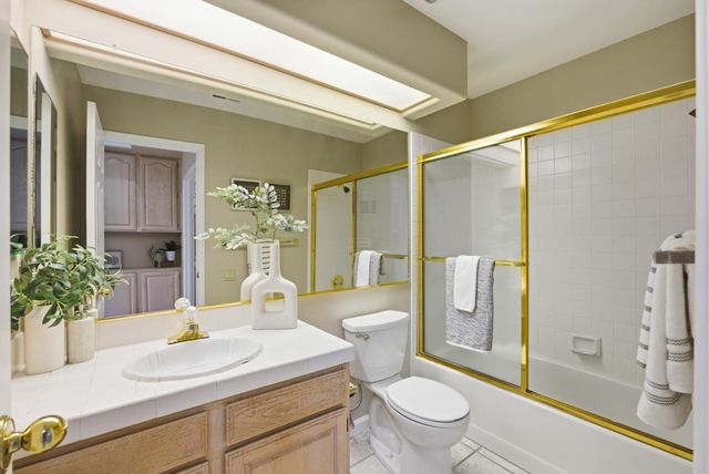 852 Lakeshore Drive, Redwood City, CA 94065