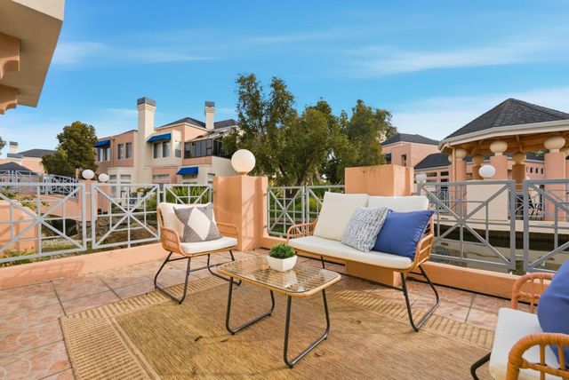 852 Lakeshore Drive, Redwood City, CA 94065