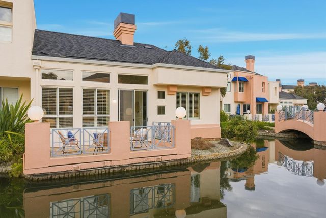 852 Lakeshore Drive, Redwood City, CA 94065