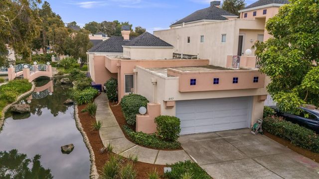 852 Lakeshore Drive, Redwood City, CA 94065