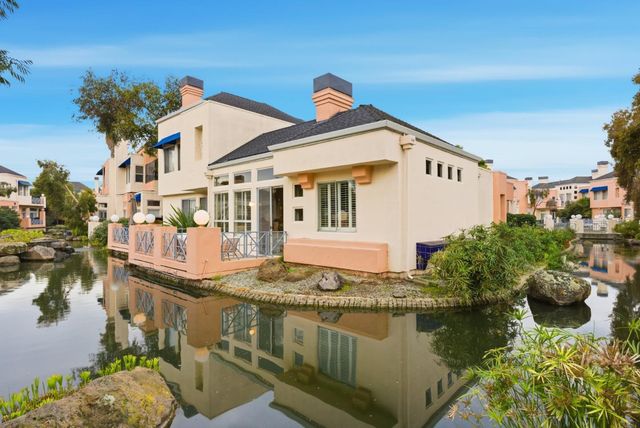 852 Lakeshore Drive, Redwood City, CA 94065