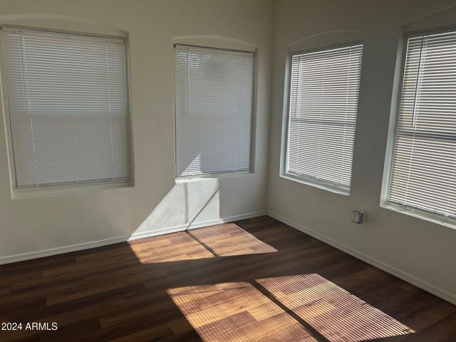 2013 W ADAMS Street 2013, Phoenix, AZ 85009