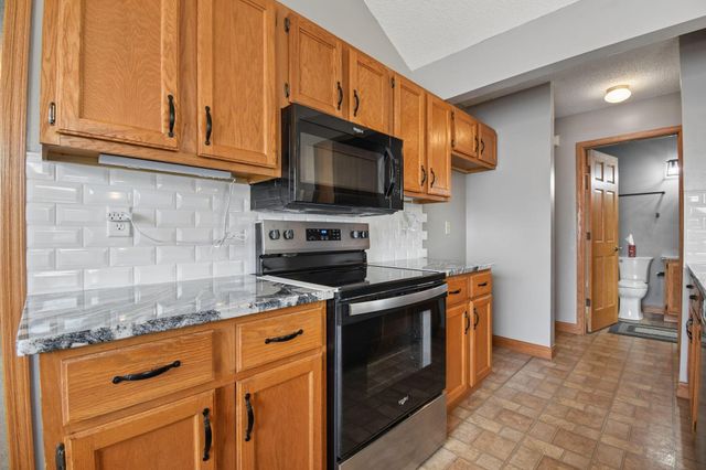 5350 Pond View Drive, Westerville, OH 43081