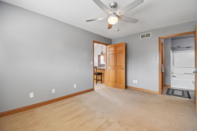 5350 Pond View Drive, Westerville, OH 43081