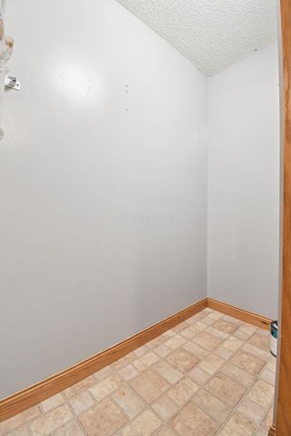 5350 Pond View Drive, Westerville, OH 43081