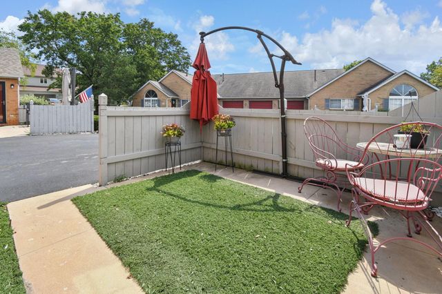 5350 Pond View Drive, Westerville, OH 43081