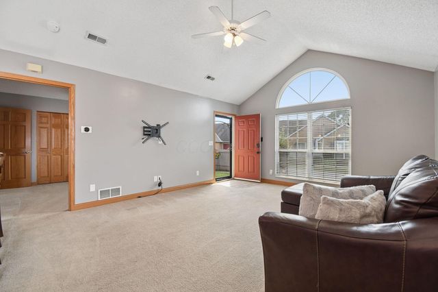 5350 Pond View Drive, Westerville, OH 43081