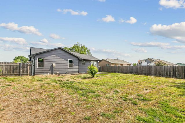 2313 E Spring Hill Dr., Goddard, KS 67052