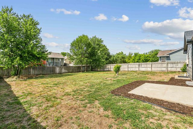 2313 E Spring Hill Dr., Goddard, KS 67052