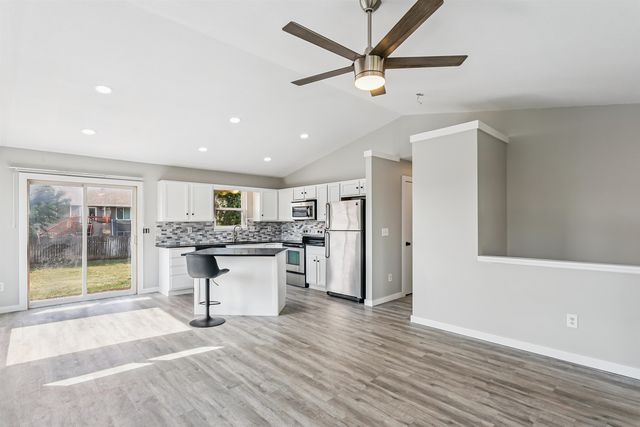 2313 E Spring Hill Dr., Goddard, KS 67052