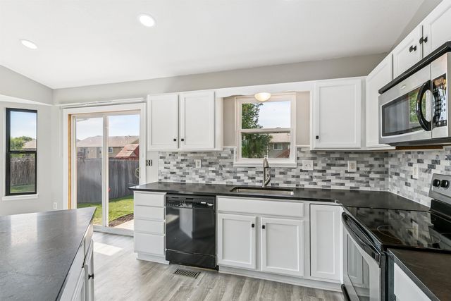 2313 E Spring Hill Dr., Goddard, KS 67052