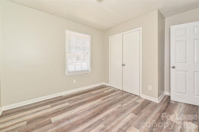 1900 Lasalle Street 1, Charlotte, NC 28216