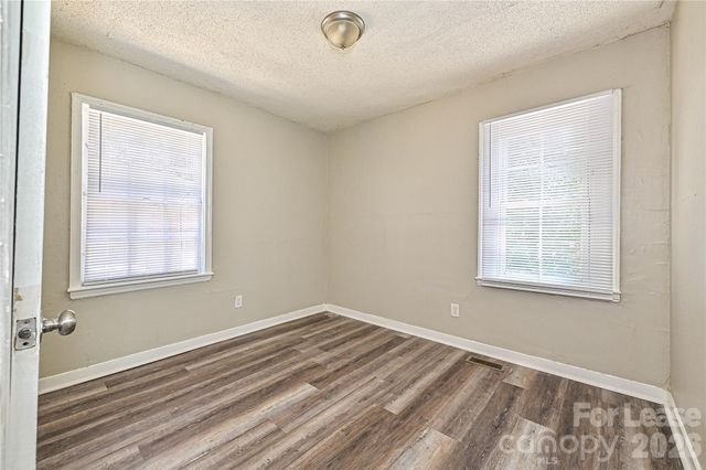 1900 Lasalle Street 1, Charlotte, NC 28216
