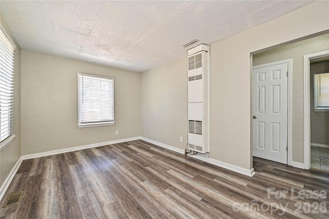 1900 Lasalle Street 1, Charlotte, NC 28216