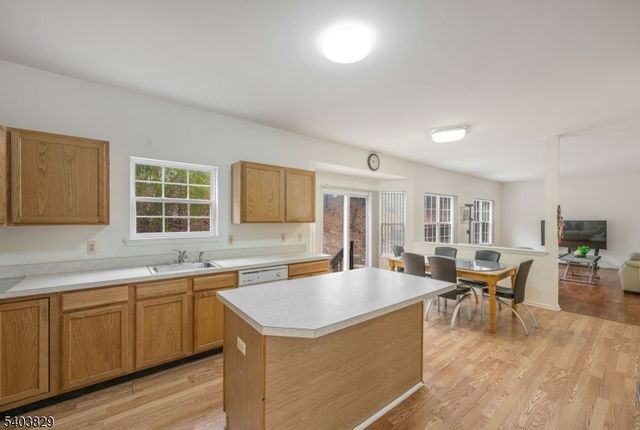 1 WINDING RIDGE ROAD, Jefferson Twp., NJ 07849