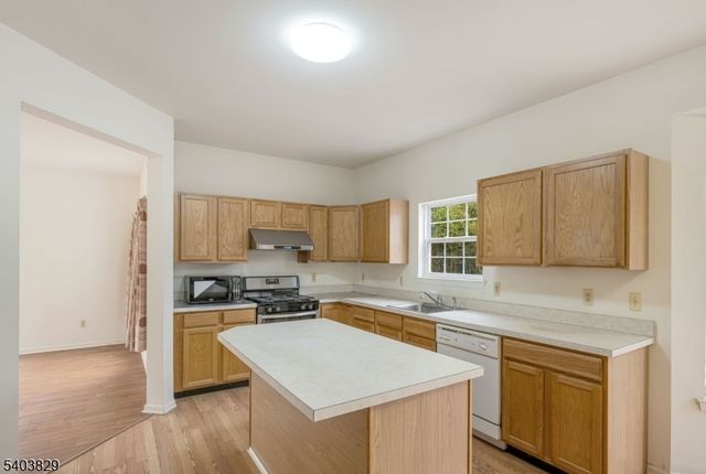 1 WINDING RIDGE ROAD, Jefferson Twp., NJ 07849