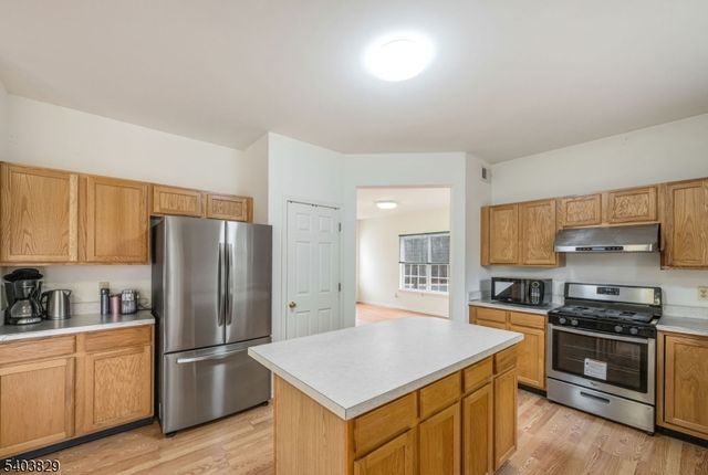 1 WINDING RIDGE ROAD, Jefferson Twp., NJ 07849