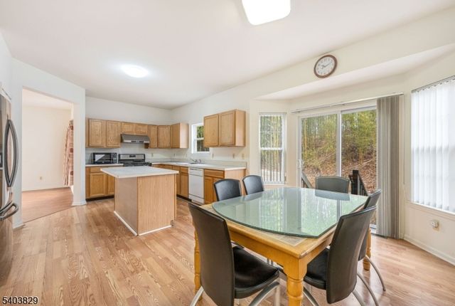 1 WINDING RIDGE ROAD, Jefferson Twp., NJ 07849