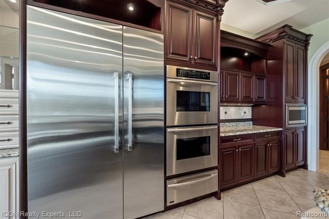 72755 Solanus Drive, Bruce, MI 48065