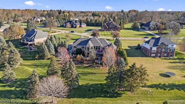 72755 Solanus Drive, Bruce, MI 48065