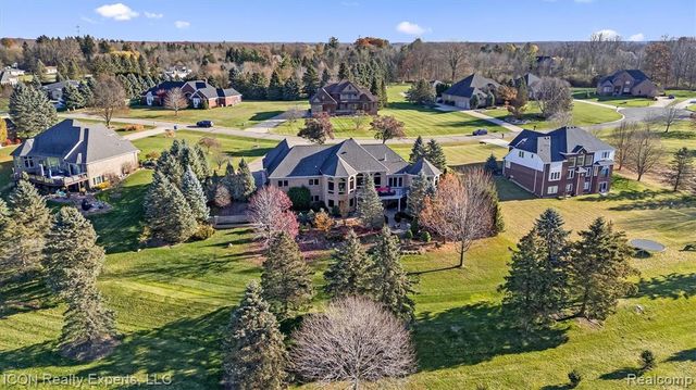 72755 Solanus Drive, Bruce, MI 48065