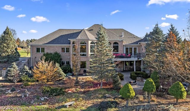 72755 Solanus Drive, Bruce, MI 48065